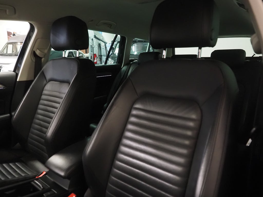 Volkswagen Passat SC TDI 190hk R-Line |Drag|D-värm|Kamera|Cockpit| 2018