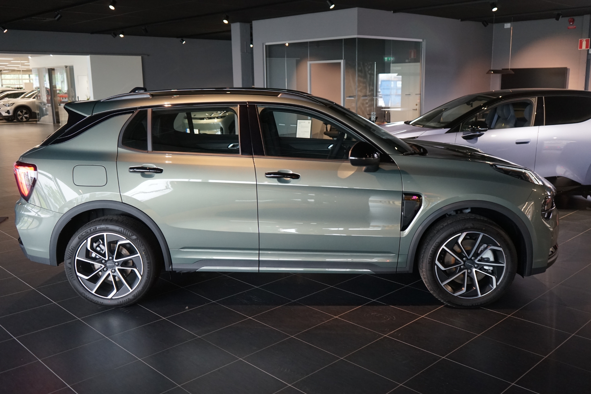 Lynk & Co 01 Core 2025, bild 2/25