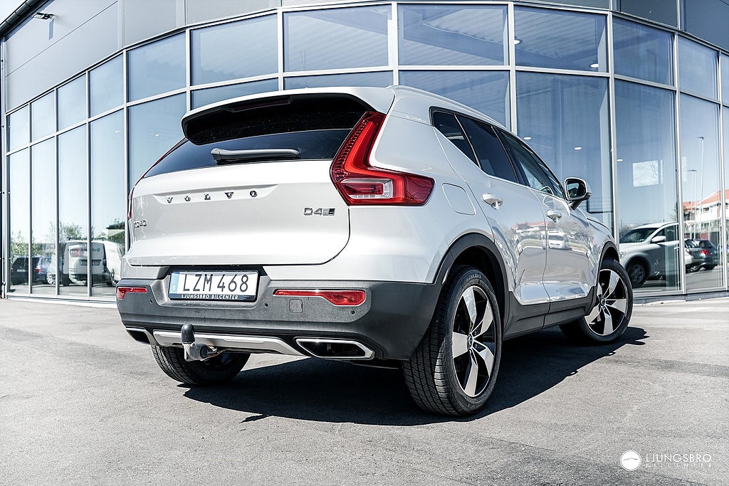 Volvo XC40 D4 AWD Inscription / Drag / Värmare / Pano / Skinn