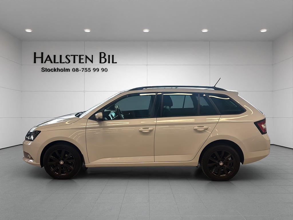 Skoda Fabia 1.0 TSI Kombi Style Komfortpaket Klima Nybesiktigad 