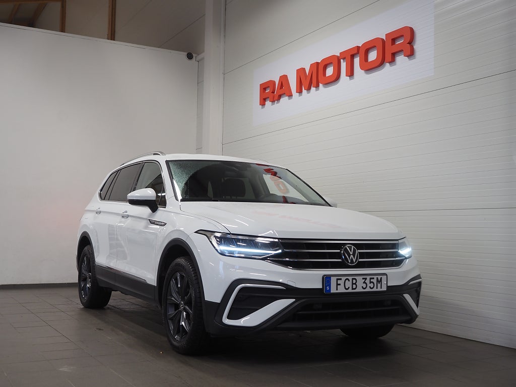 Volkswagen Tiguan Allspace TSI 190hk 4M 7-sitsIDrag|Värmare| 2023