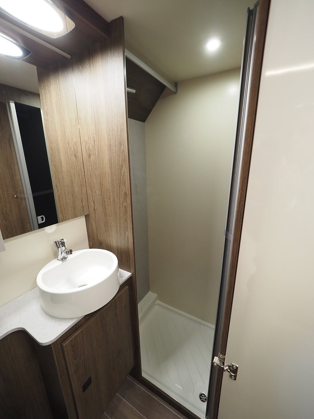 Ci Magis 82 XT  ALDE I Aut I Solcell I Backkamera