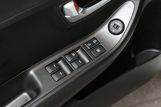 Halvkombi Kia Picanto 11 av 22