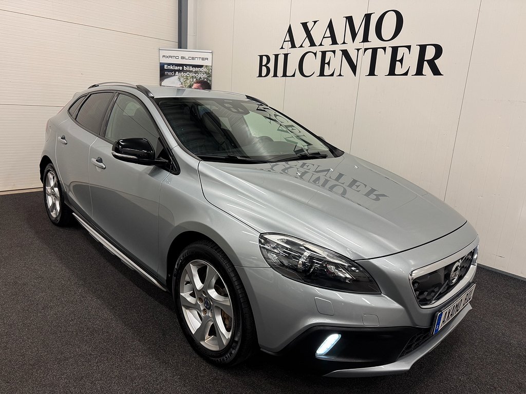 Volvo V40 Cross Country D3 150Hk Summum"Nyservad"Blis"Kamera