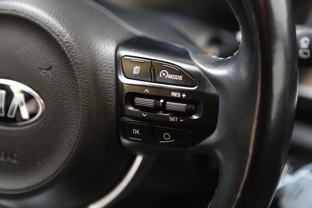 Kia Rio 1,4 Launch Edition Aut 5D Navi CarPlay Motorvärmare 2017