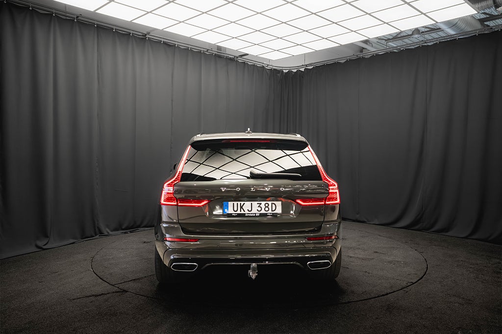 Volvo XC60 B4 AWD R-Design 22'' LÄDER DRAG H/K D-VÄRM 1-ÄGARE