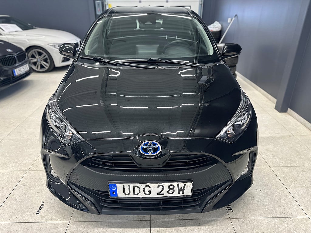 Toyota Yaris Hybrid CVT, 116hk, 2021/B-kamera/rattvärm/4.99%