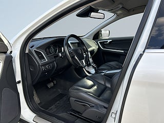 Volvo XC60 D4 AWD Ocean Race 1Ägare/S&V-däck/M-värm/Sensorer/Skinn – bild 7