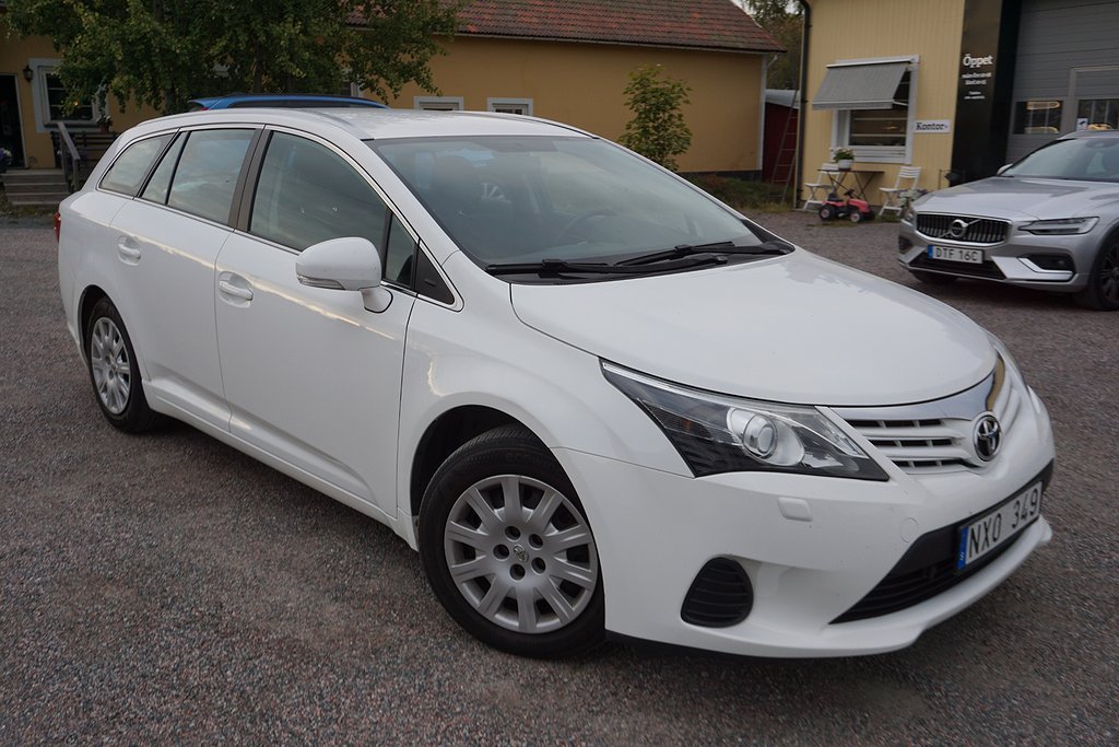 Toyota Avensis Kombi 1.8 Valvematic Life Drag