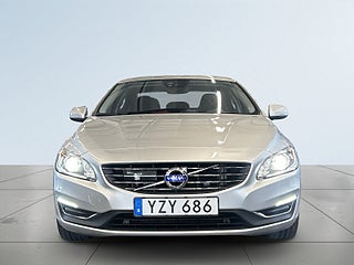 Volvo S60 D3 Momentum S&V-hjul/keyless/Dvärm/Psens/Rattvärm/Fart