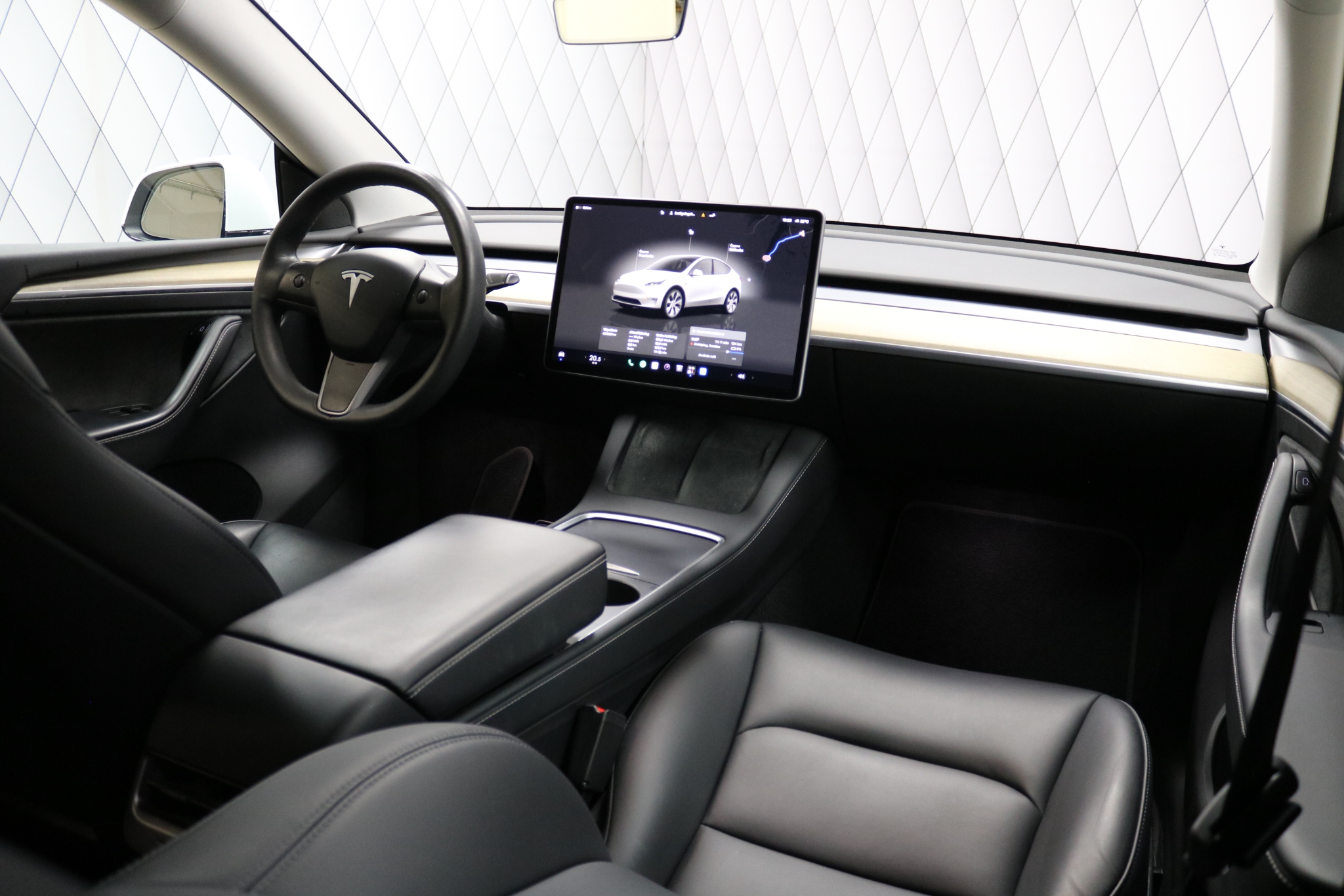 Tesla Model Y Standard Range RWD 2023, bild 7/55