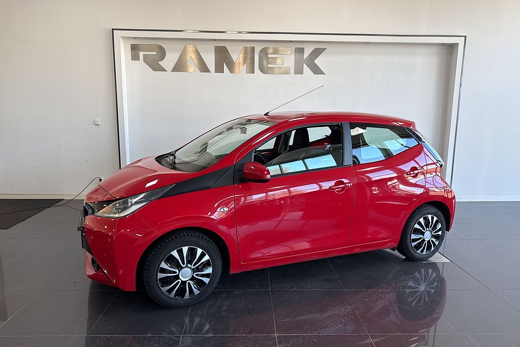 Toyota Aygo 5-dörrar 1.0 VVT-i X-PLAY Touch 