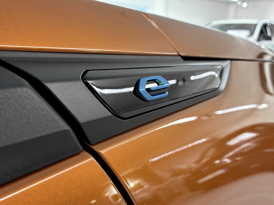Bild på Peugeot e-2008 GT 50 kWh 136hk Aut B-KAMERA CARPLAY
