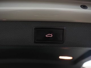 Kombi Skoda Superb 8 av 23