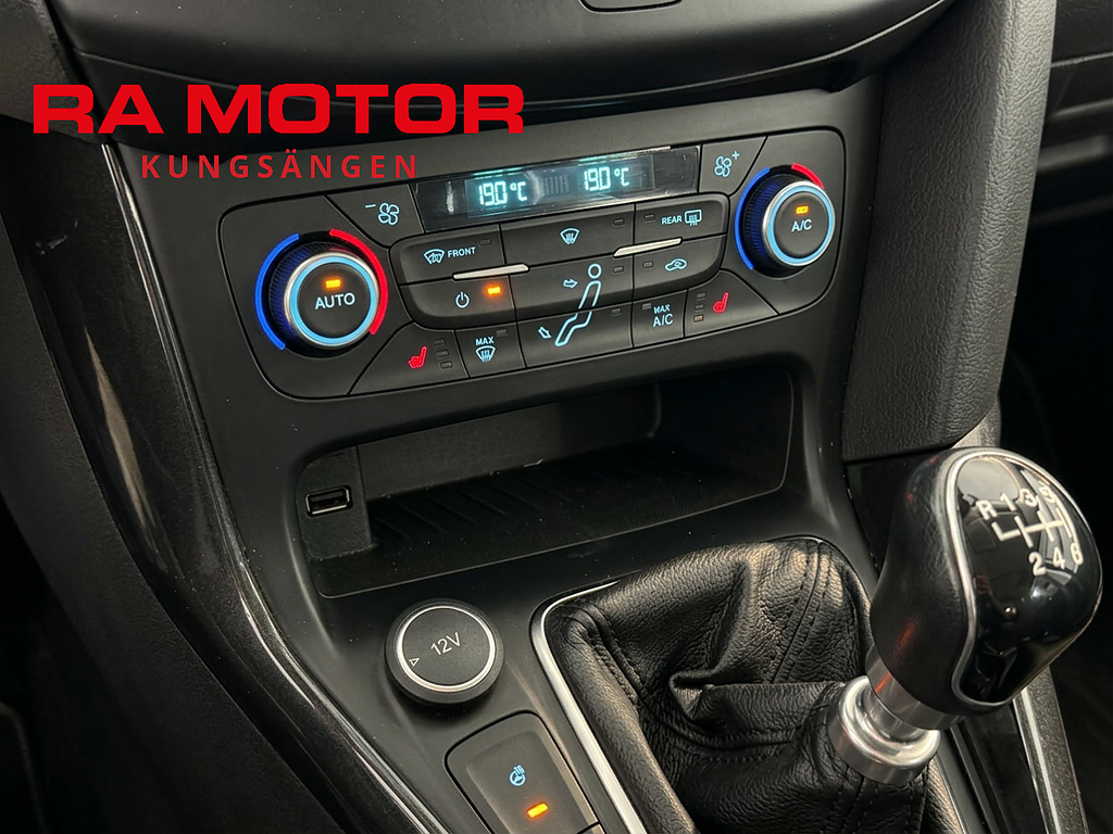 Ford Focus 1.0 125hk EcoBoost | Titanium | B-kamera | K-rem bytt | 2016
