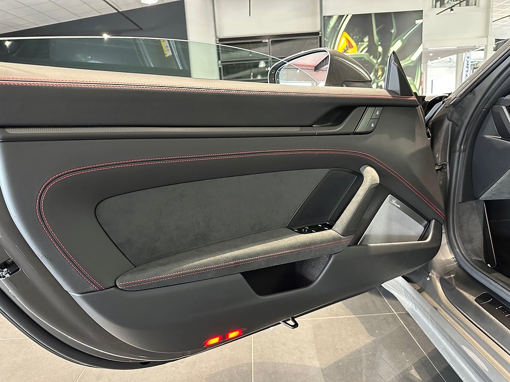 Porsche 911 992 Targa 4 GTS PDK Burmester Sport Design Lift - bild 8