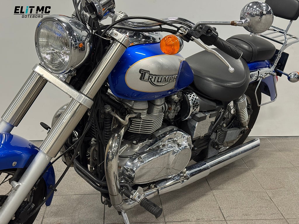Triumph Bonneville 2004 - miniatyr 15
