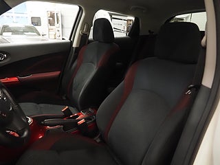 SUV Nissan Juke 19 av 21