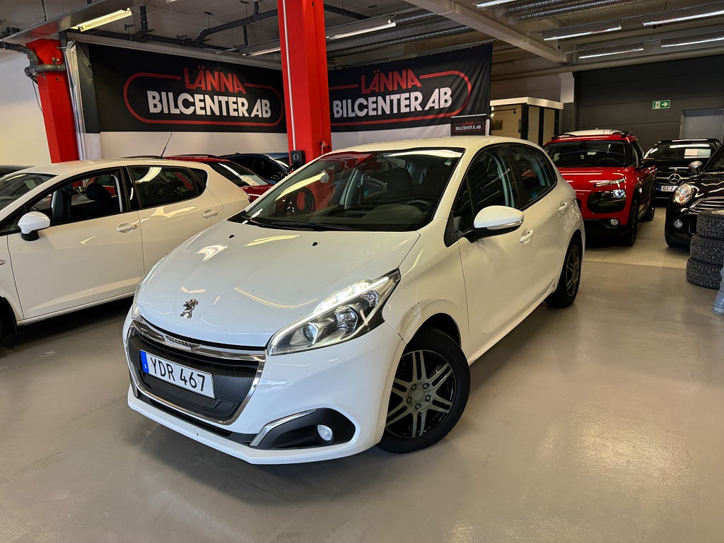 Peugeot 208 1.2 PureTech PDC Bluetooth Nybesiktad Låg års 
