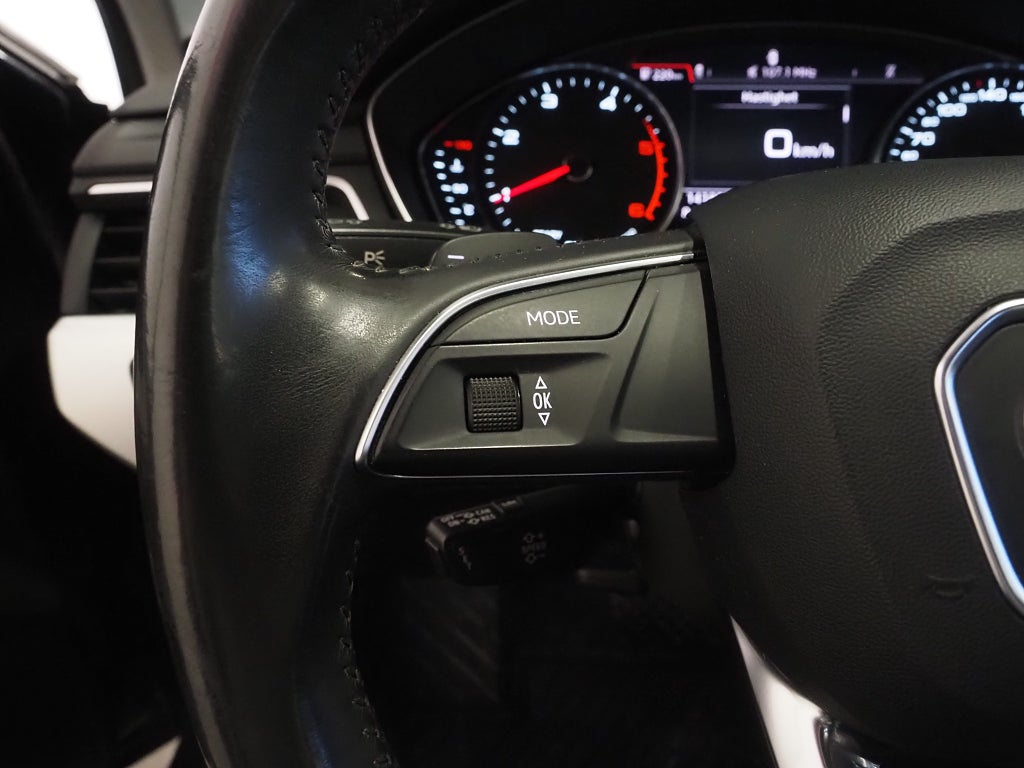 Audi A4 allroad 2.0 TDI 190hk Quattro | Drag | Skinn | 2017