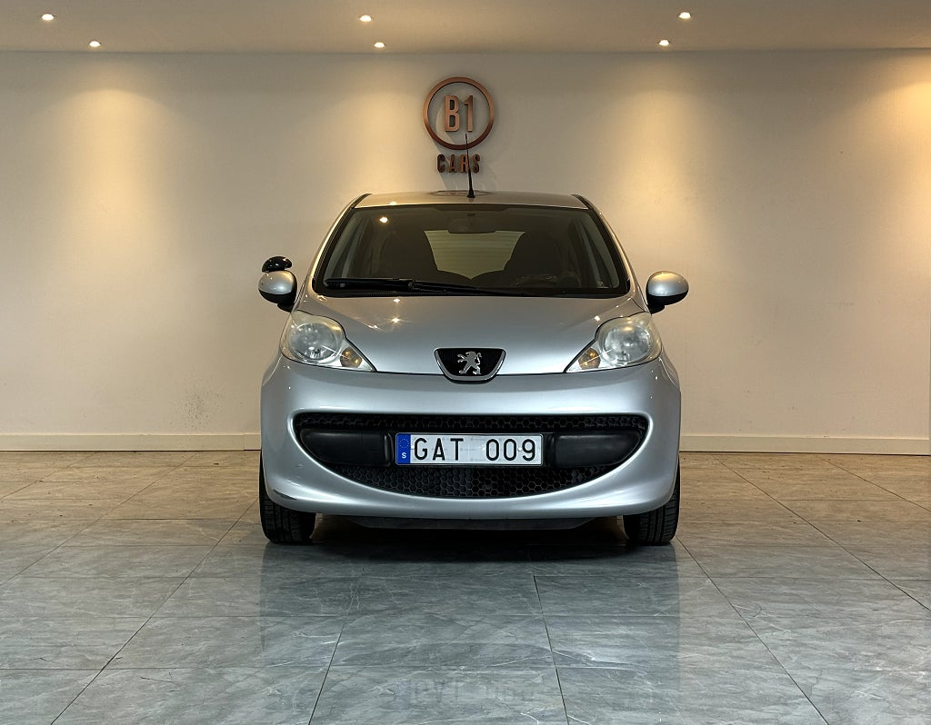 Peugeot 107 5-dörrar 1.0  2-TRONIC  68HK LÅGMIL S+V