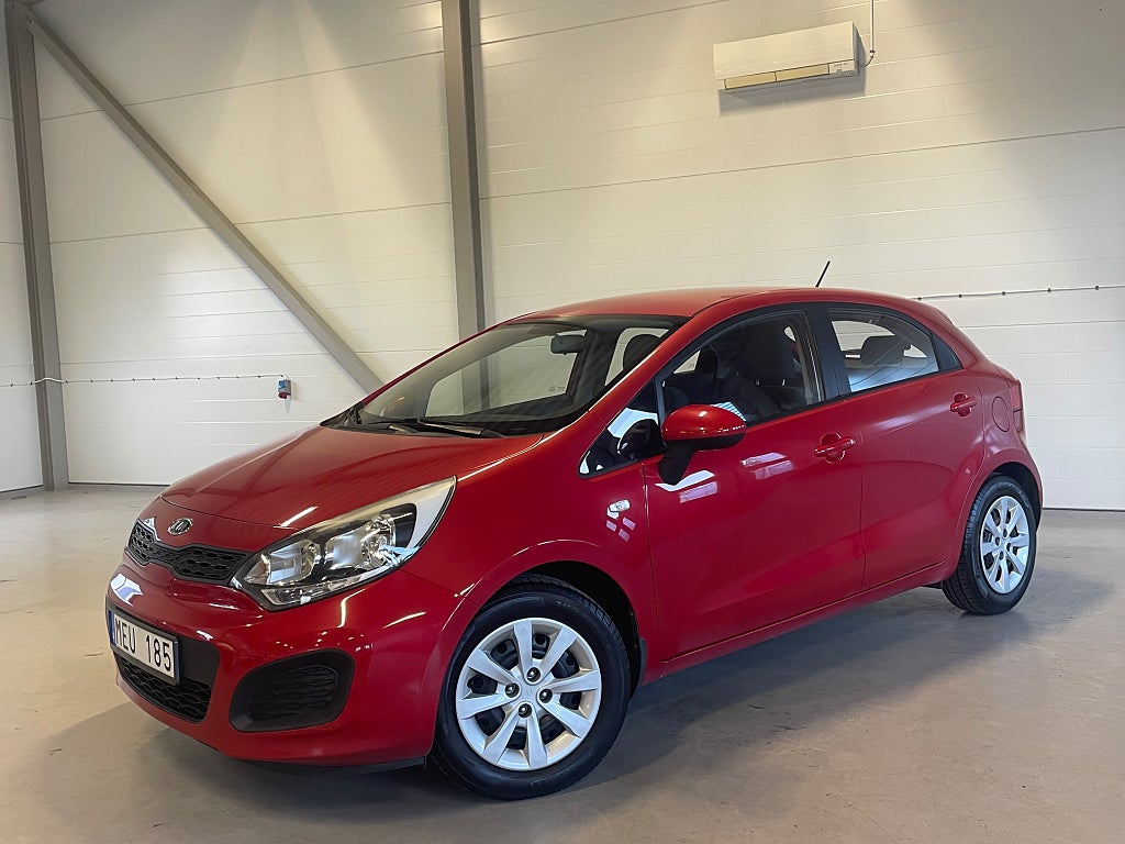 Kia Rio 5-dörrar 1.2 CVVT Nyservad Nybesiktad 