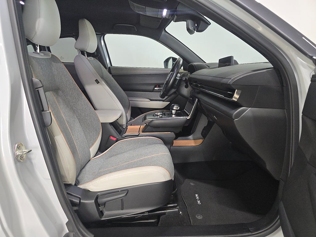 Mazda MX-30 e-Skyactiv EV | Vinterhjul, Backkamera, Fullservad MOMS