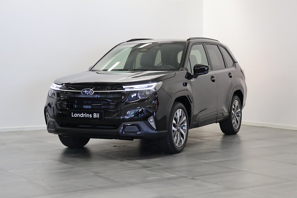 Subaru Forester Limited 360kamera Dragkrok Vinterhjul Sista bilen