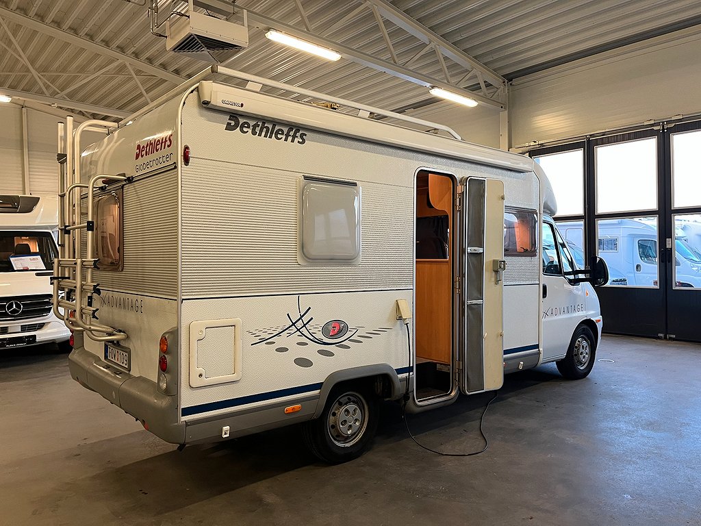 Dethleffs Advantage T-5841  / MaxxFan / Solcell / B-körkort - Dethleffs