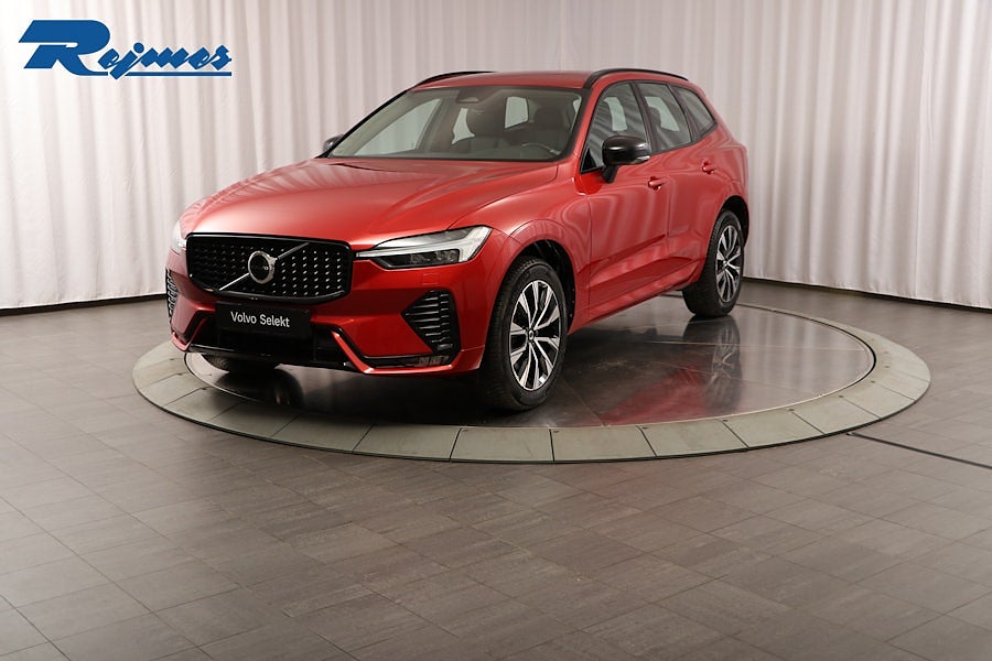 Volvo XC60 B5 AWD Bensin Plus Dark/Dragkrok