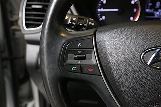 Halvkombi Hyundai i20 15 av 22