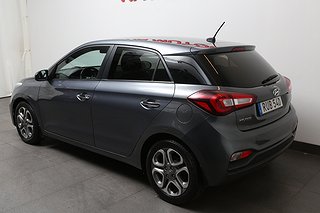 Halvkombi Hyundai i20 6 av 16
