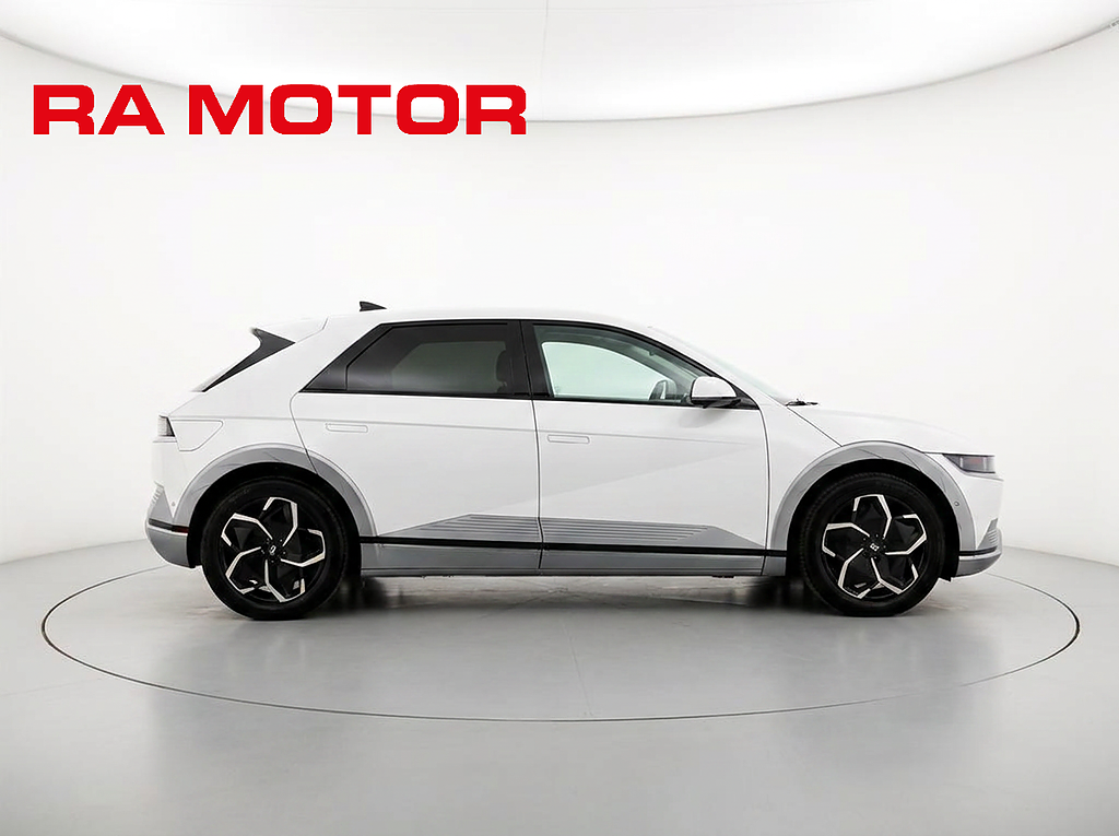 Hyundai IONIQ 5 77.4 kWh AWD Advanced|Komfortpaket+|Nybilsgaranti|Moms| 2024