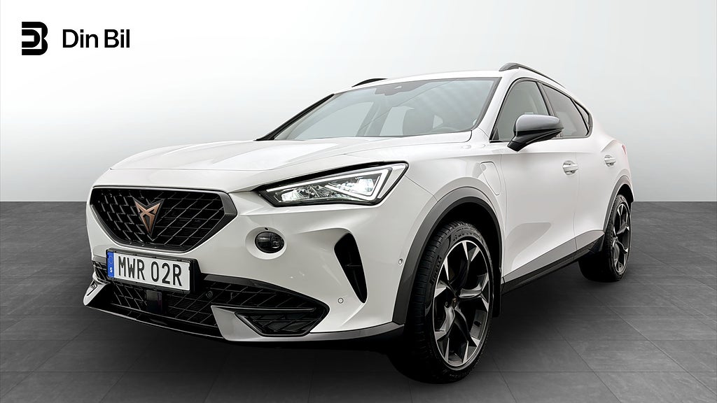 Cupra Formentor 1.4 E-HYBRID 204 HK DSG6 / Kamera / 19''