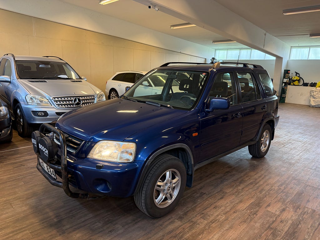 Honda CR-V 2.0 4WD repobjekt