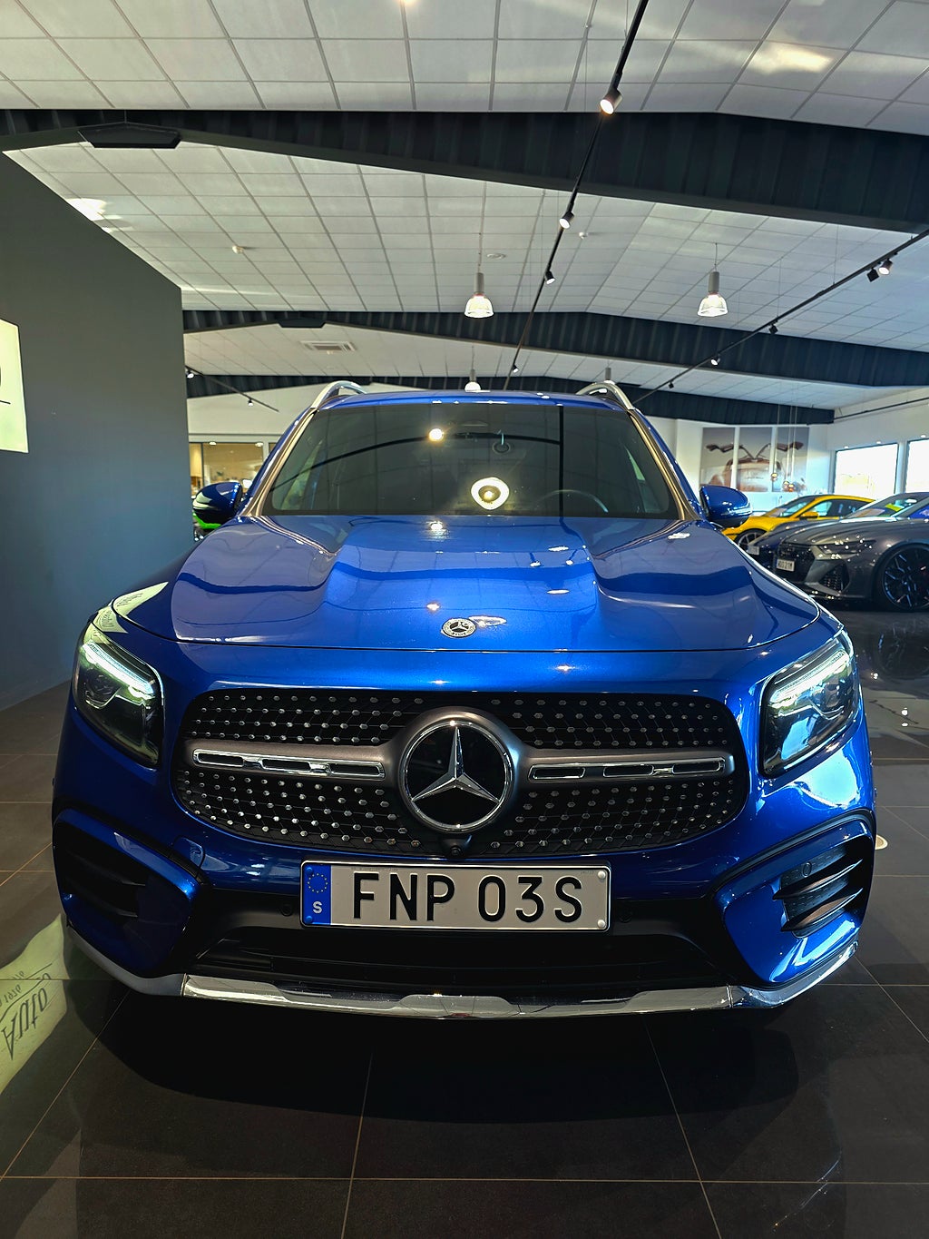 Mercedes-Benz GLB 220 d 4MATIC AMG Värmare Drag Advanced Plus - bild 9