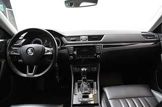 Kombi Skoda Superb 17 av 27
