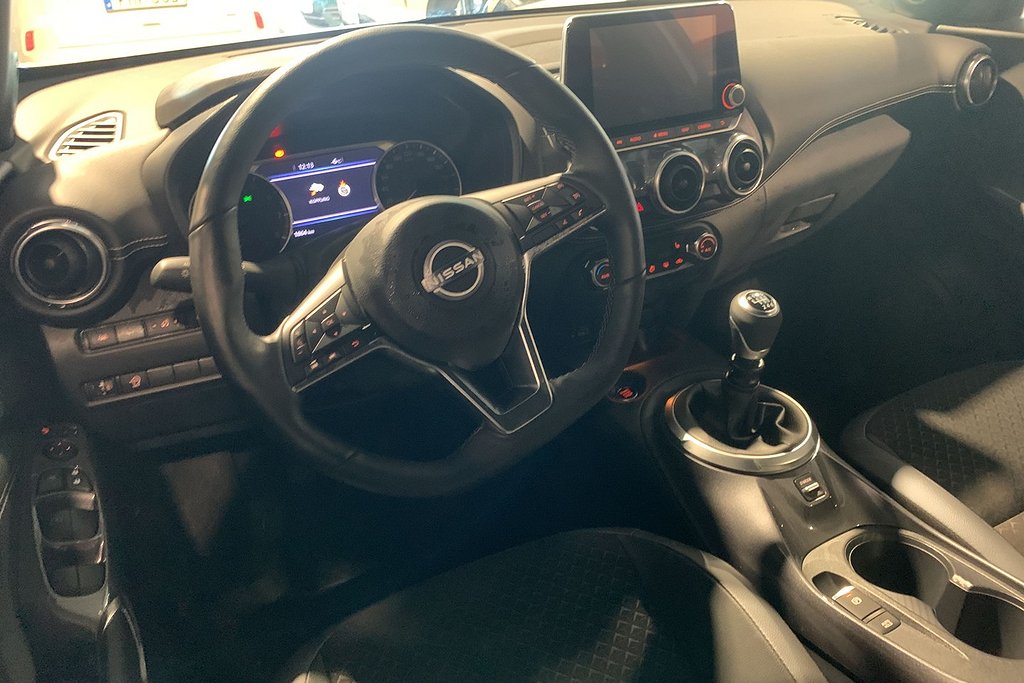 Nissan Juke 1,0 DIG-T 114 hk 6MT N-Connecta Navi Kamera 2024