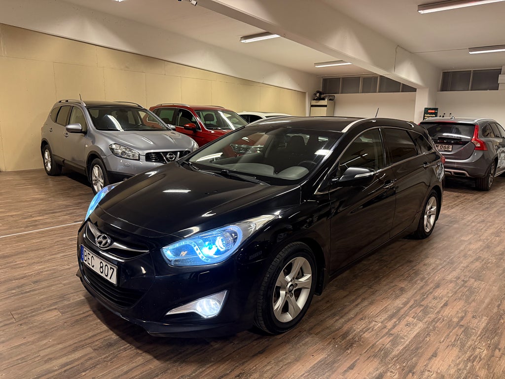 Hyundai i40 cw 1.7 CRDi Business Euro 5 Nybesiktigad