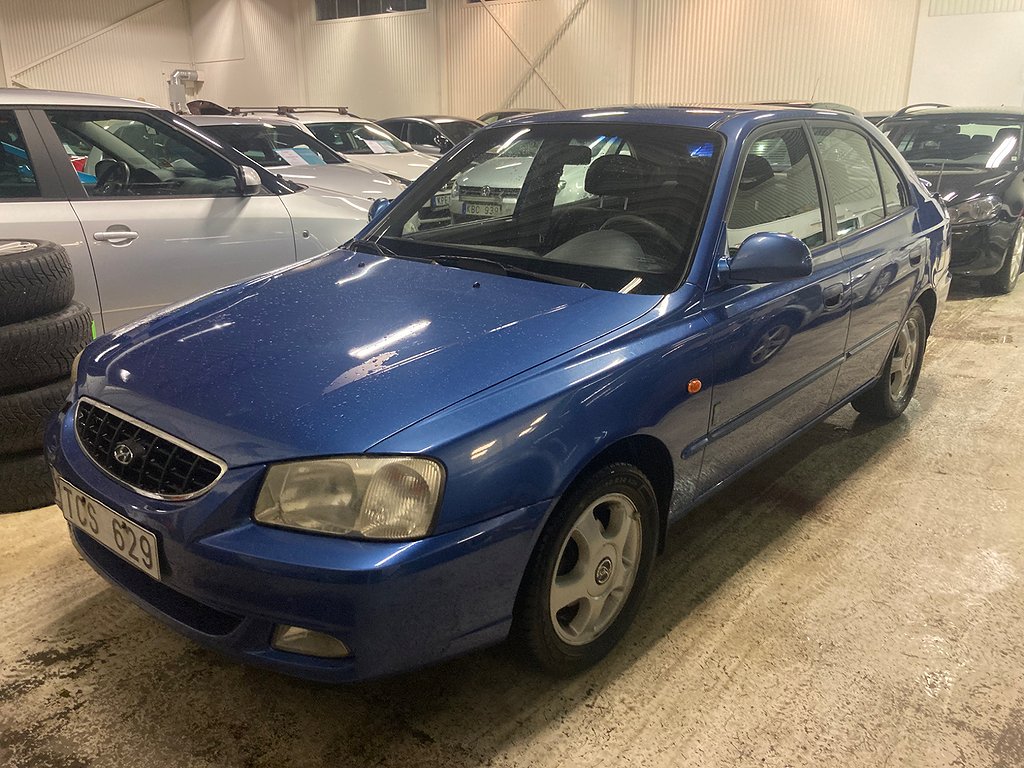 Hyundai Accent GLS 5-dörrar 1.5 90hk 0,7L/Mil 1343 Kr i Skatt