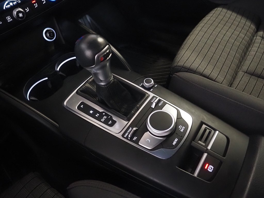 Audi A3 Sportback 35 TFSI 150hk Sport S-Tronic | PDC | BT | 2020