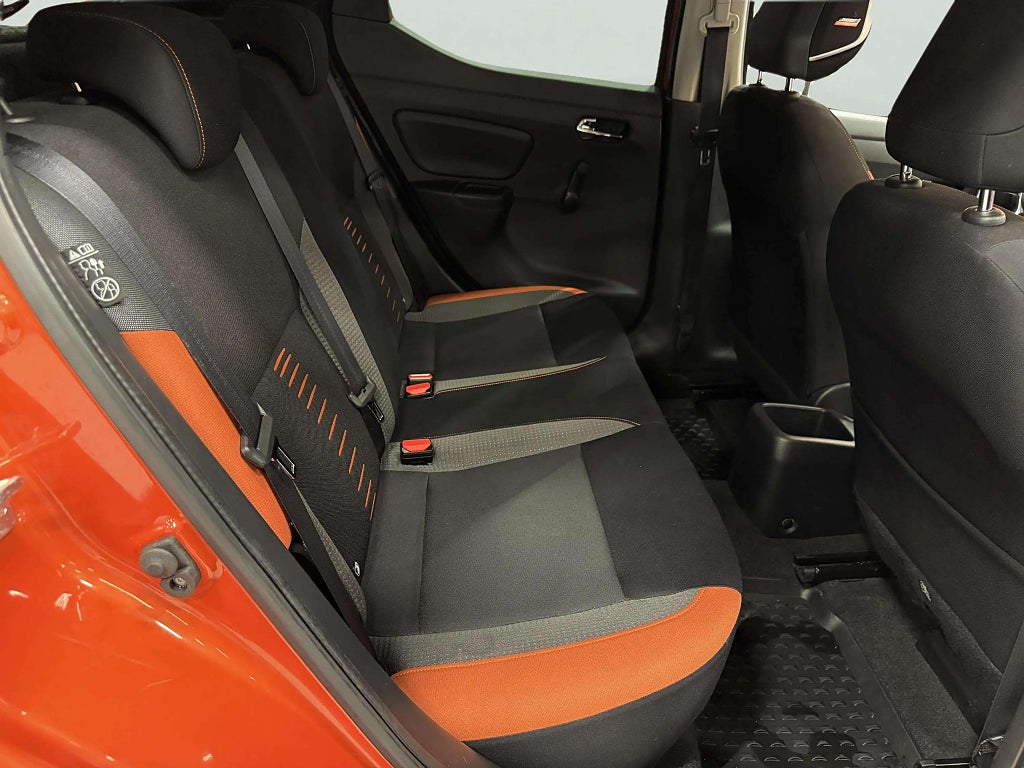 Nissan Micra Tekna 0.9 Turbo 360* Kamera V-hjul Nybesiktigad Helgkampanj! - miniatyr 16