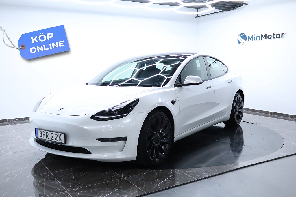 Tesla Model 3 Performance