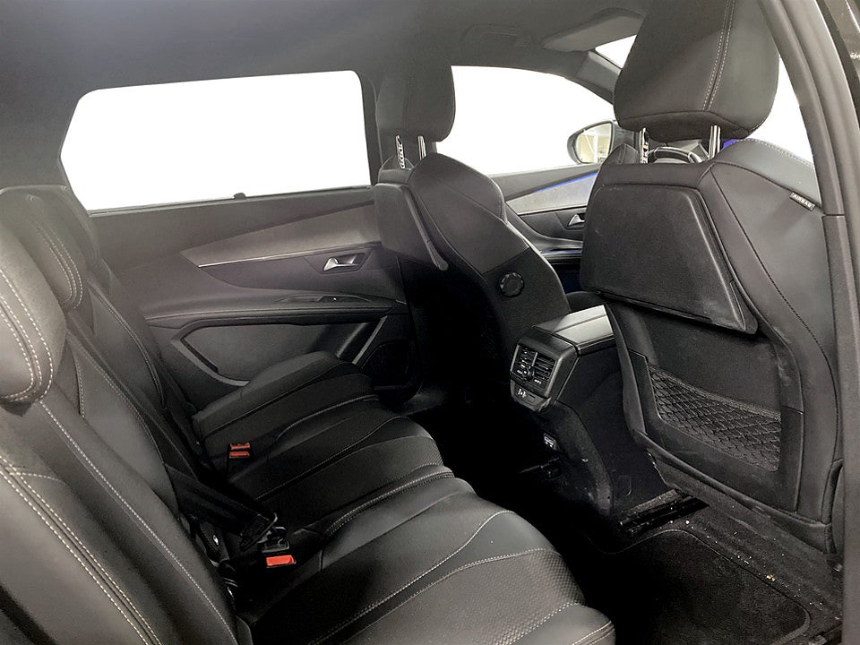 Bild på Peugeot 5008 GT 1.2 PT 130hk Aut 7-SITS B-KAMERA CARPLAY