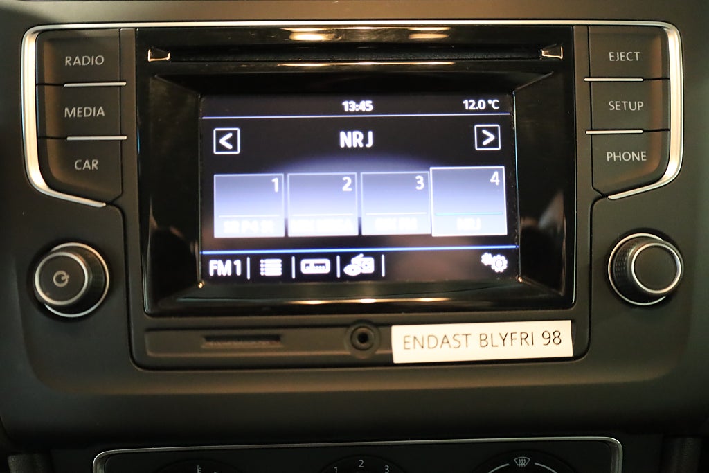 Volkswagen Polo 5-dörrar 1.2 TSI M-Värme Blåtand Nyservad 2017