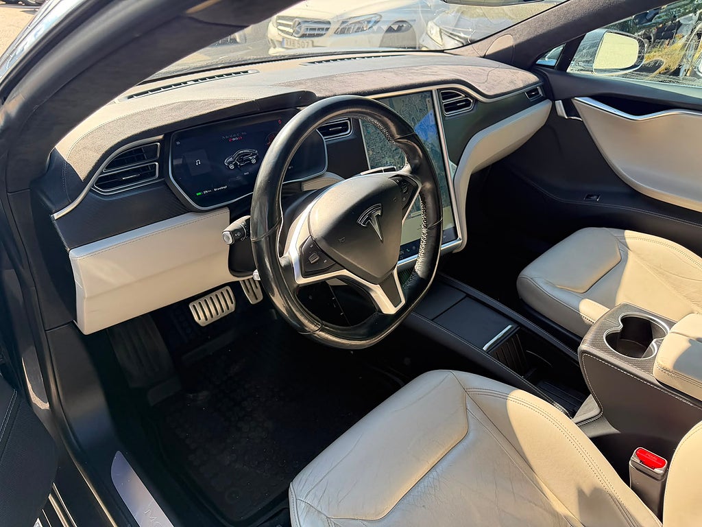 Tesla Model S P85D, 511hk, 2015