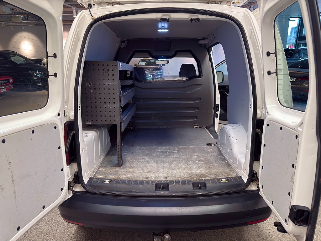 Volkswagen Caddy Van 2.0 TDI 4M 122hk|Värmare|Drag|Förstärkt fjädring