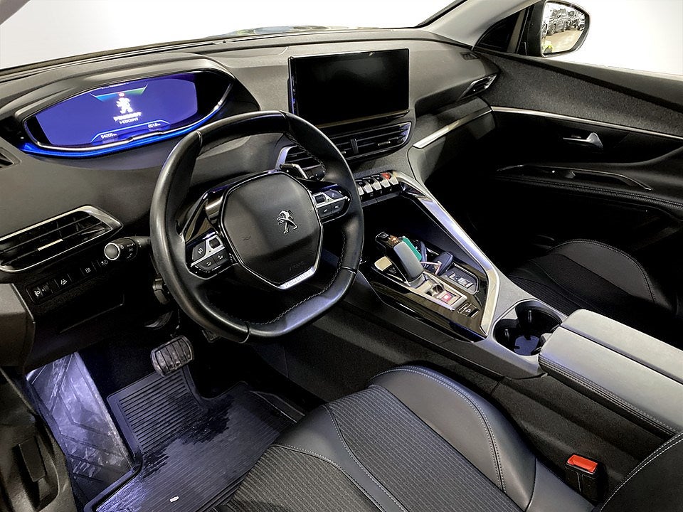 Bild på Peugeot 3008 Allure Pack Hybrid4 300hk Aut 4WD - B-KAMERA, PANO