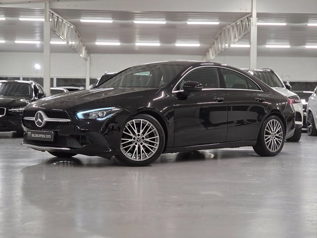 Mercedes-Benz CLA 180 7G-DCT Progressive Line|Widescreen|Nyservad|