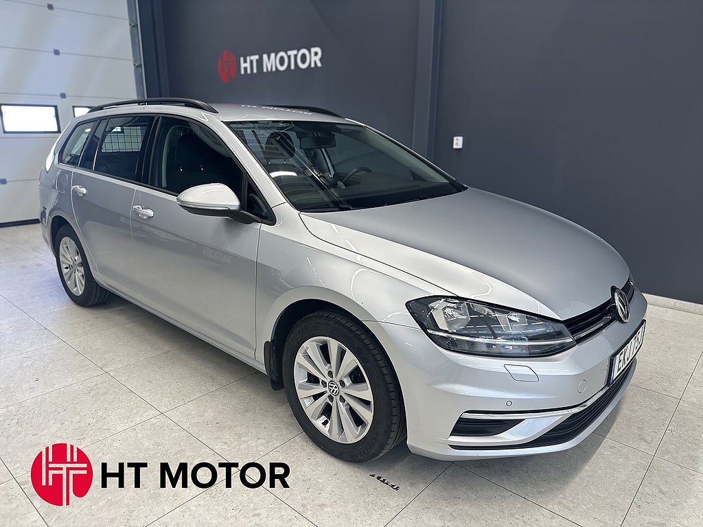 Volkswagen Golf Sportscombi 1.6 TDI/Massage/P-sensorer/Fjärr-Värm/4.99%